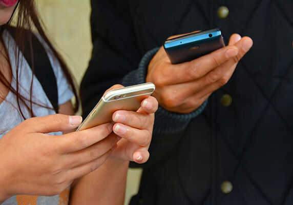 2 mobile phones